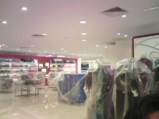 MOVILIARIO COMERCIAL PARA BOLSAS